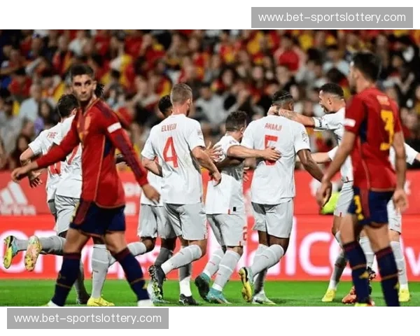 阵容西班牙队:传控艺术下的锋线与中场奇迹